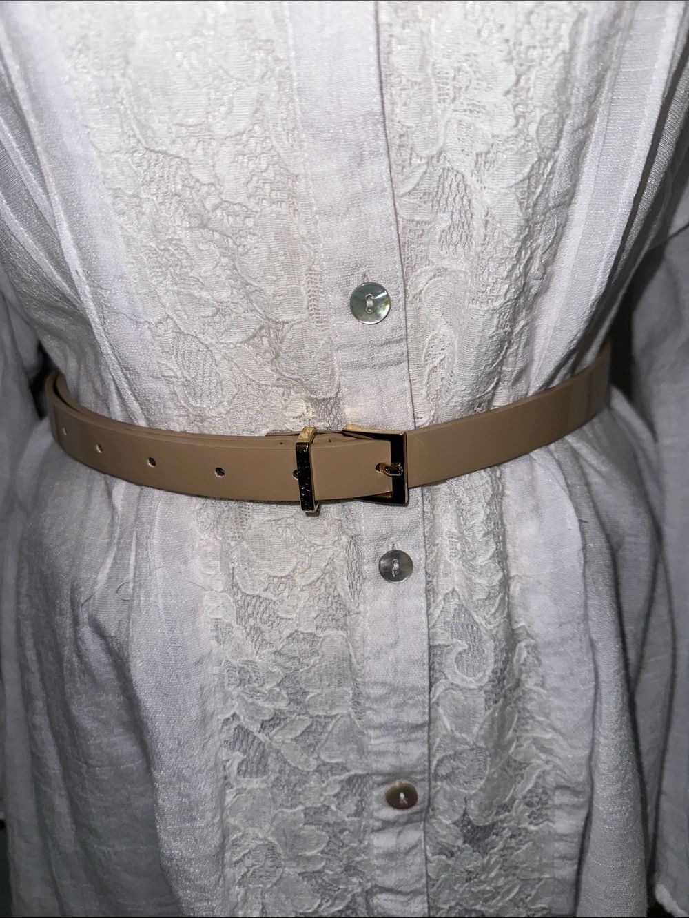 Neutral S Patent Faux Leather GoldโTone Skinny Belt